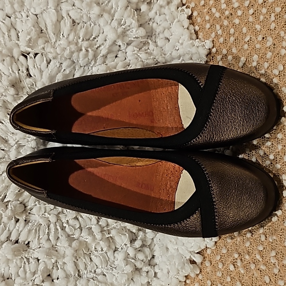 Clarks Slip-on Shoes - Picture 13 of 15